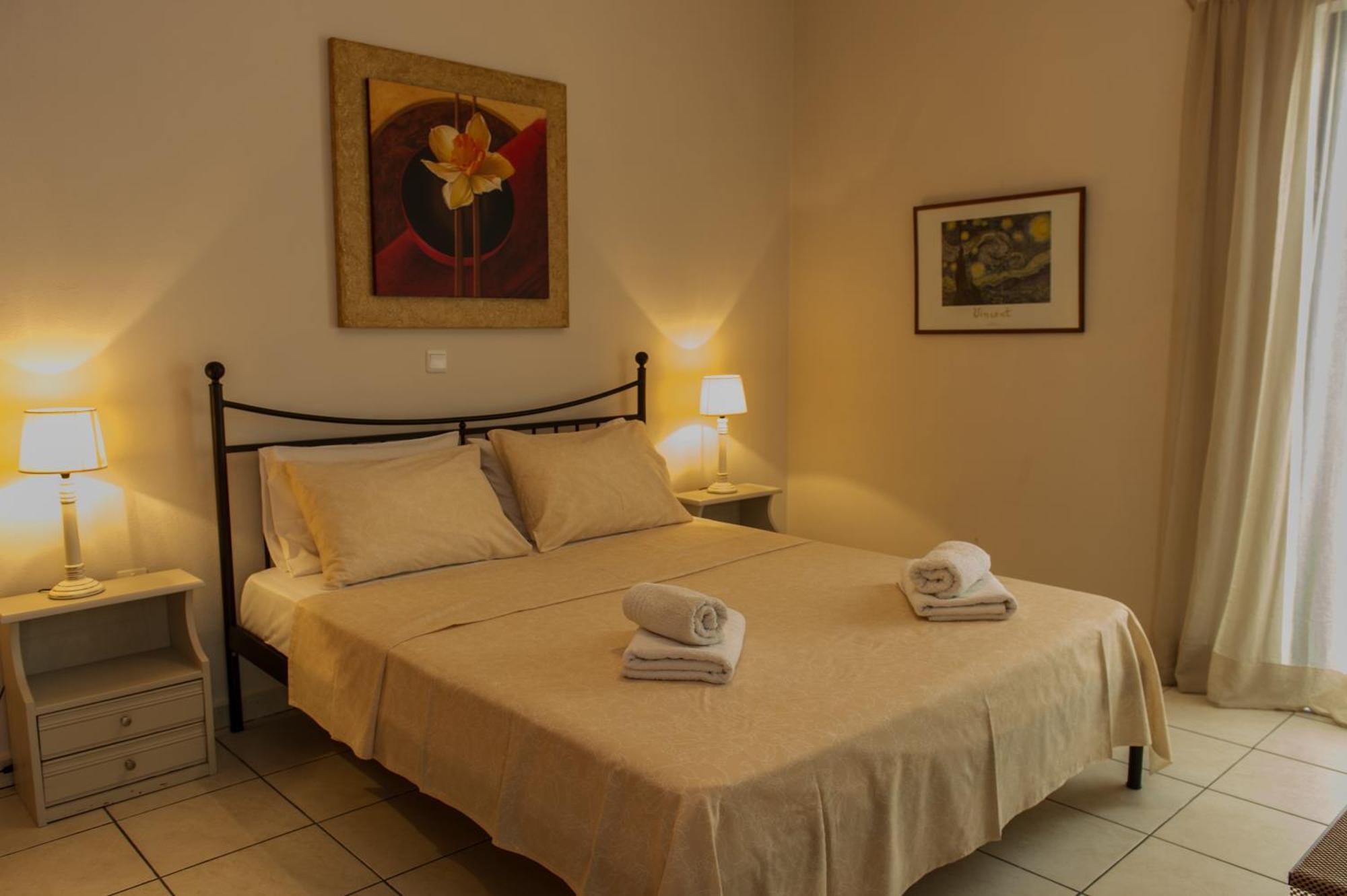 Kamari Blue Apartments Kalamata Extérieur photo