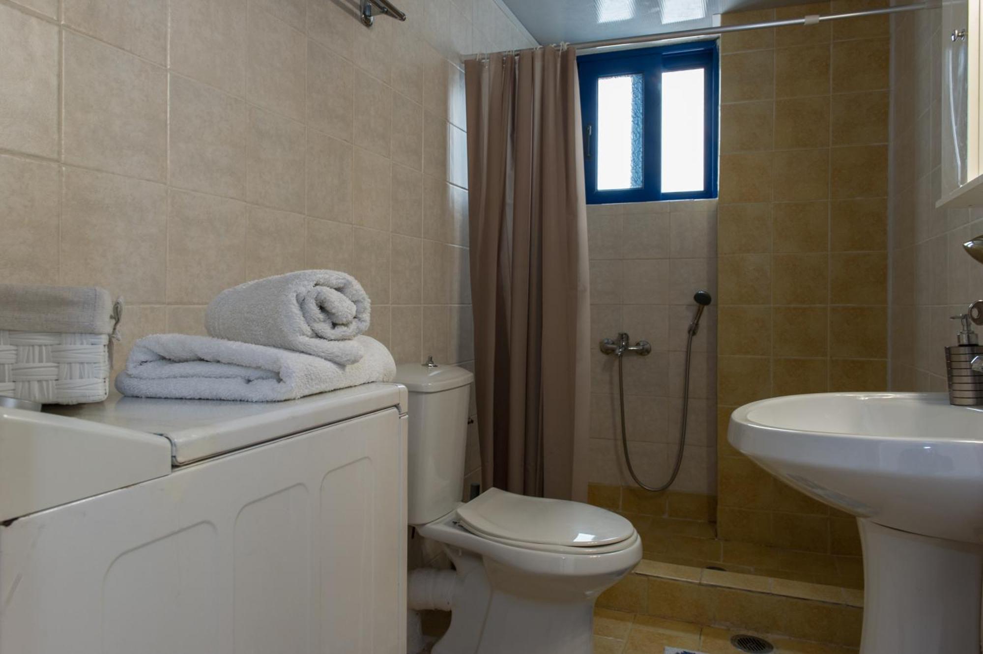 Kamari Blue Apartments Kalamata Extérieur photo