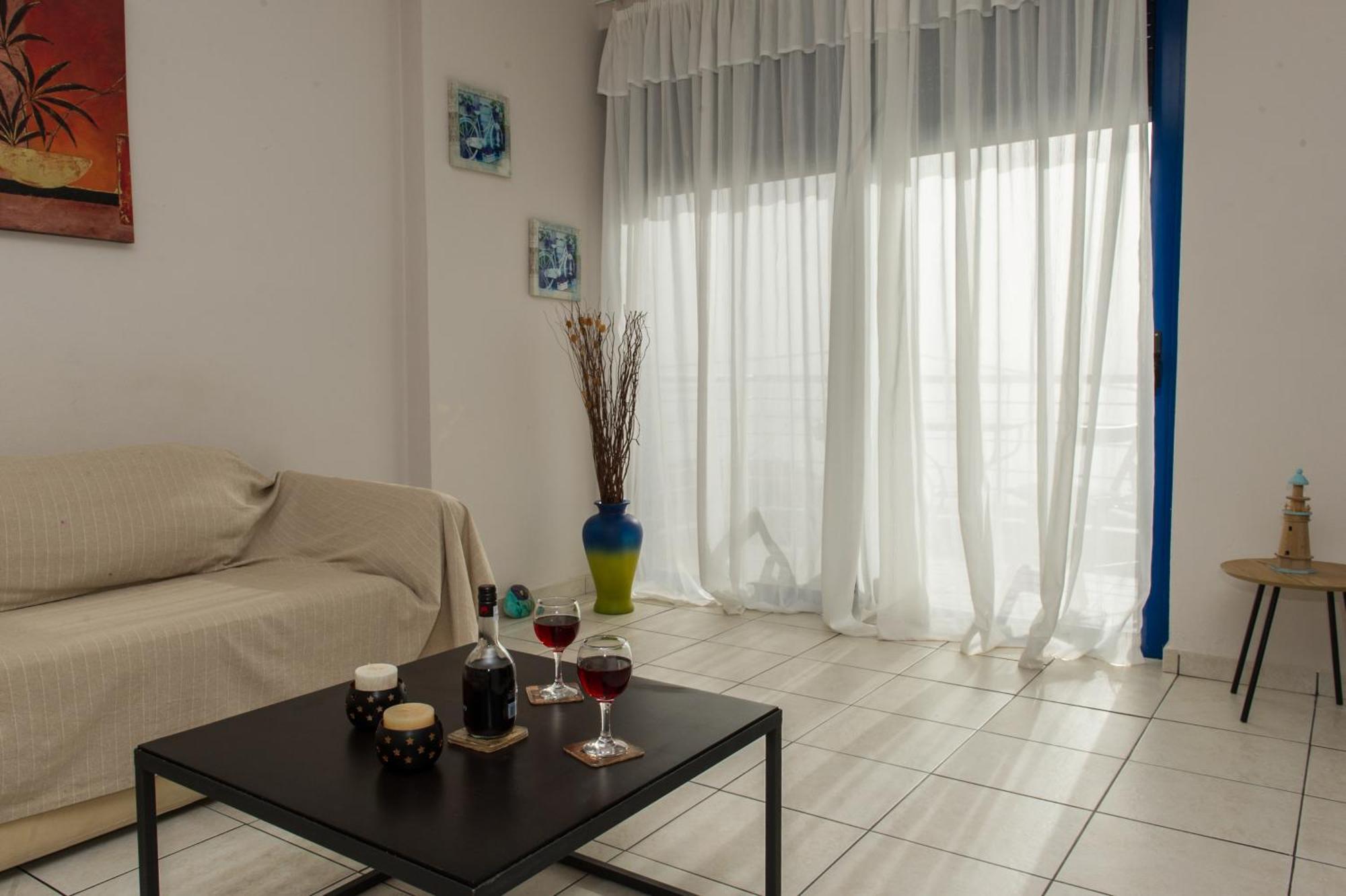 Kamari Blue Apartments Kalamata Extérieur photo