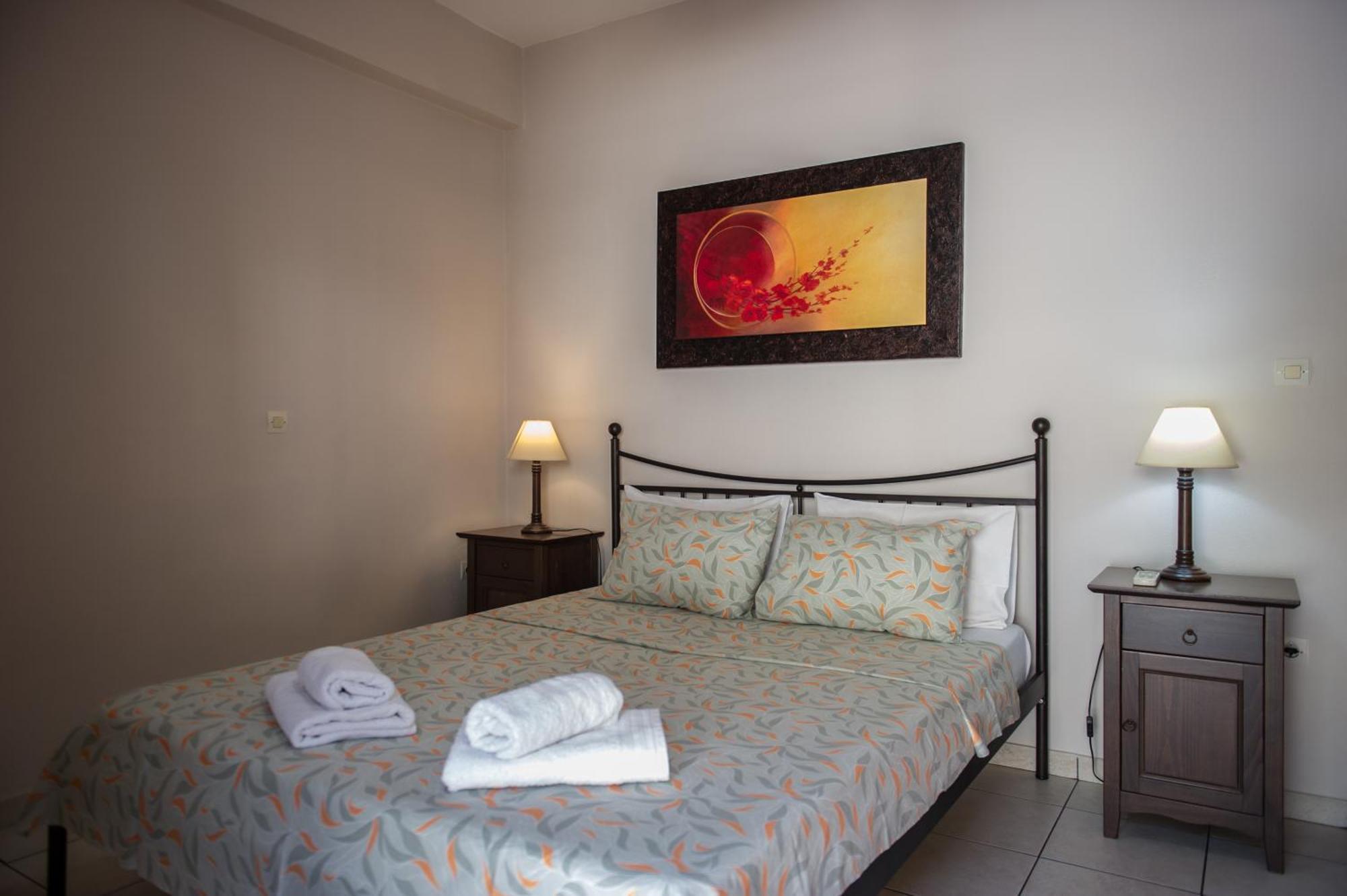 Kamari Blue Apartments Kalamata Extérieur photo
