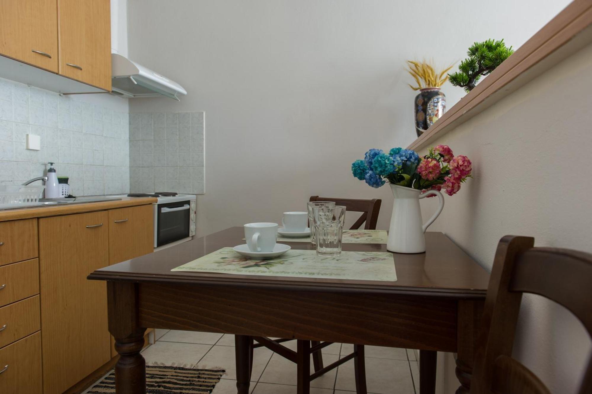 Kamari Blue Apartments Kalamata Extérieur photo