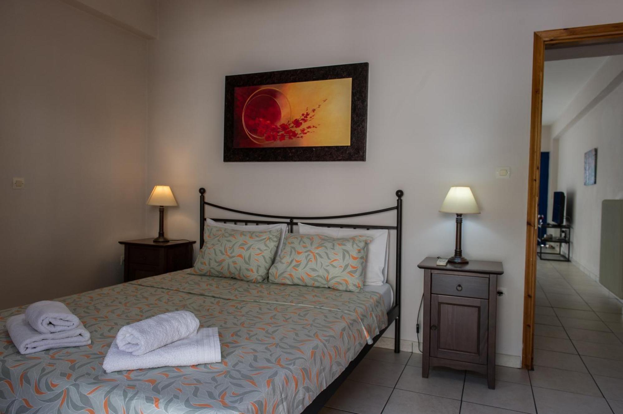 Kamari Blue Apartments Kalamata Extérieur photo