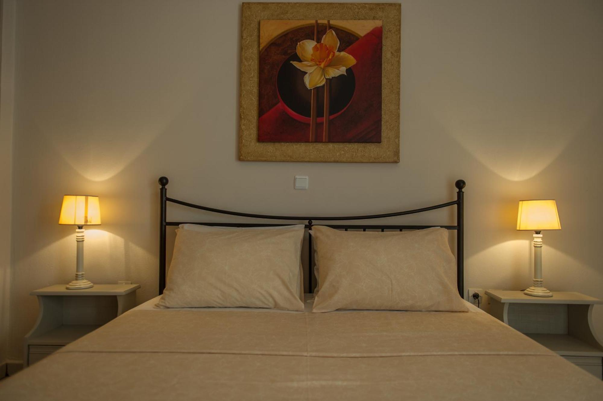 Kamari Blue Apartments Kalamata Extérieur photo