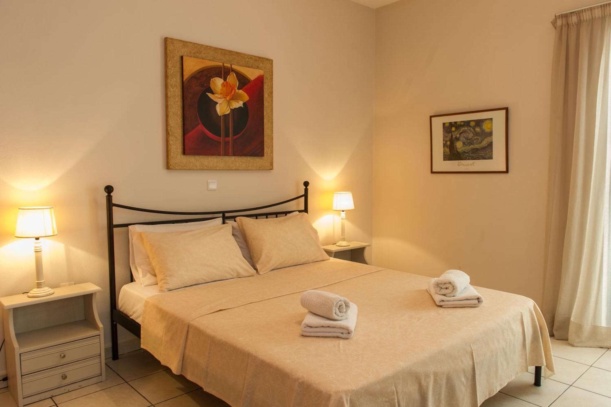 Kamari Blue Apartments Kalamata Extérieur photo